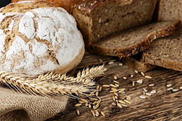 Vue rapprochée du pain sur la table