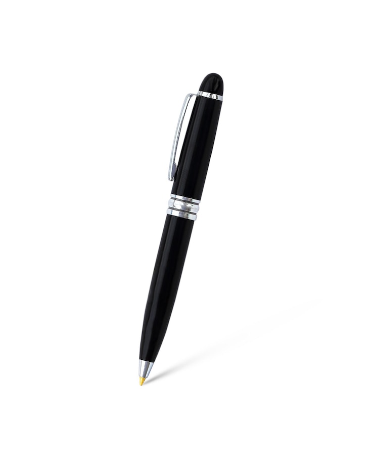Photo vue rapprochée du stylo sur fond blanc