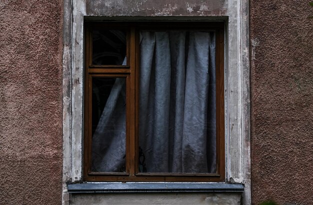 Photo vue rapprochée de la fenêtre de la maison