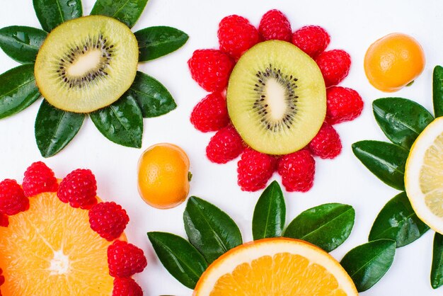 Photo vue rapprochée des fruits dans l'assiette