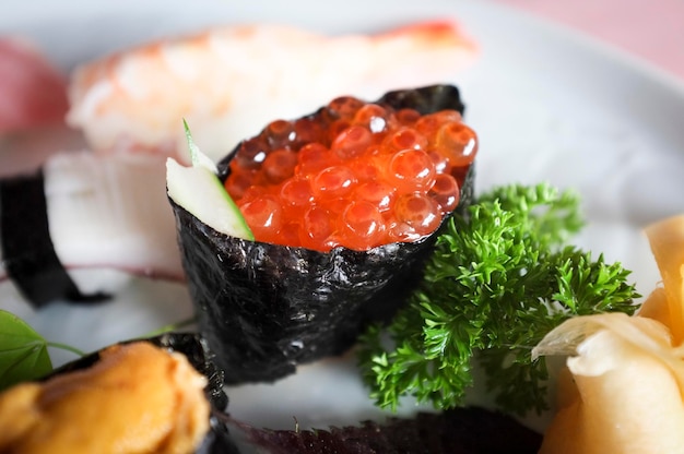 Vue rapprochée des fruits de mer frais servis dans une assiette