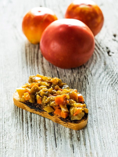 Vue rapprochée des fruits sur la table