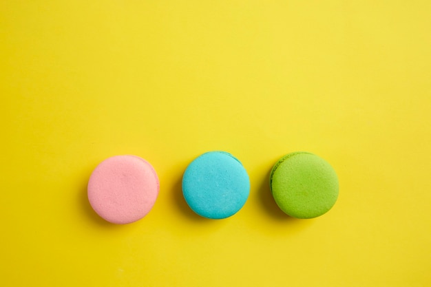 Vue rapprochée des macarons pastel