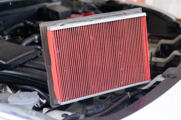 Photo vue rapprochée des machines sur le moteur d'une voiture