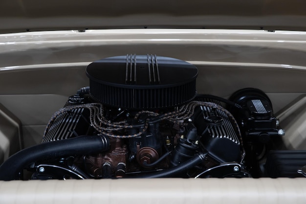 Vue rapprochée d'un moteur d'une muscle car vintage