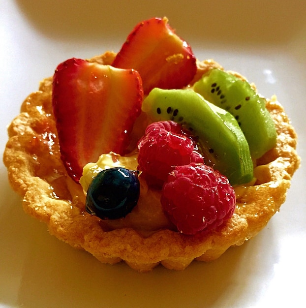 Photo vue rapprochée de la nourriture sucrée dans l'assiette