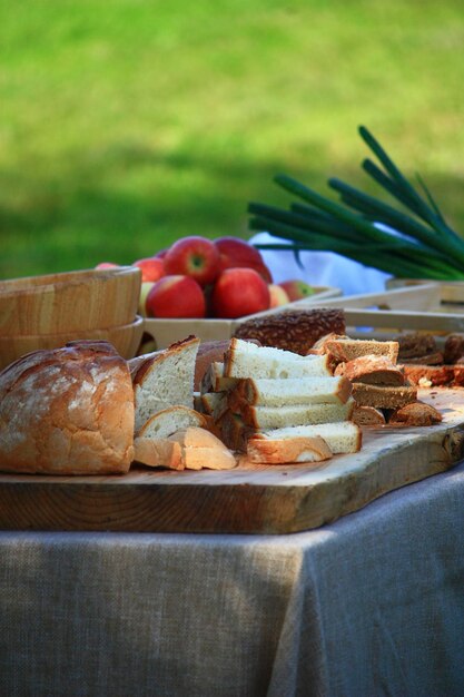 Photo vue rapprochée d'un panier en osier