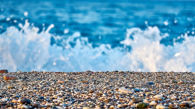 Photo vue rapprochée des pierres sur la plage
