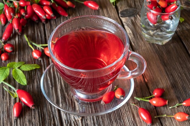 Photo vue rapprochée des piments rouges sur la table