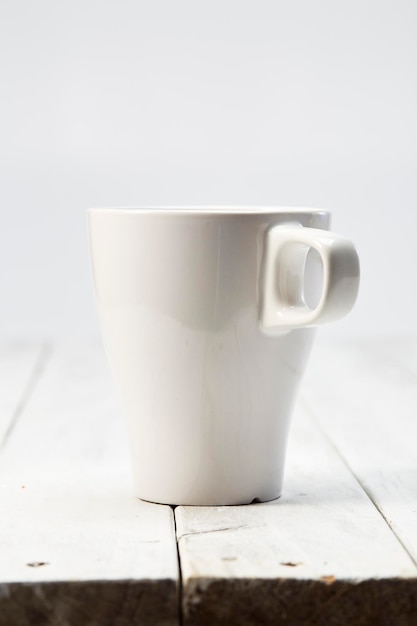 Photo vue rapprochée d'une tasse de café sur la table