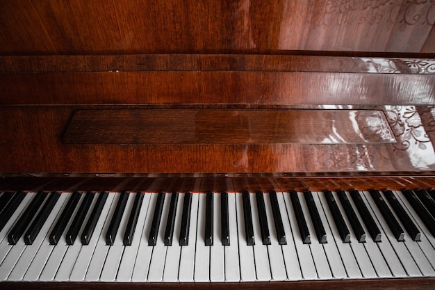 Vue rapprochée des touches du piano