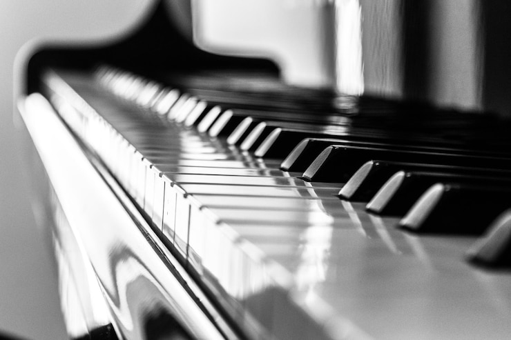Photo vue rapprochée des touches du piano