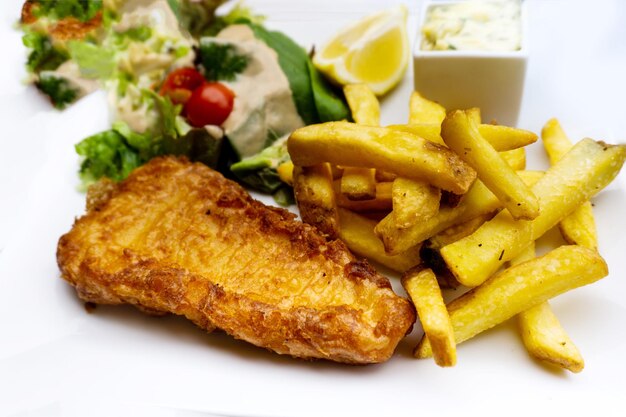 Photo vue rapprochée de la viande frite sur assiette