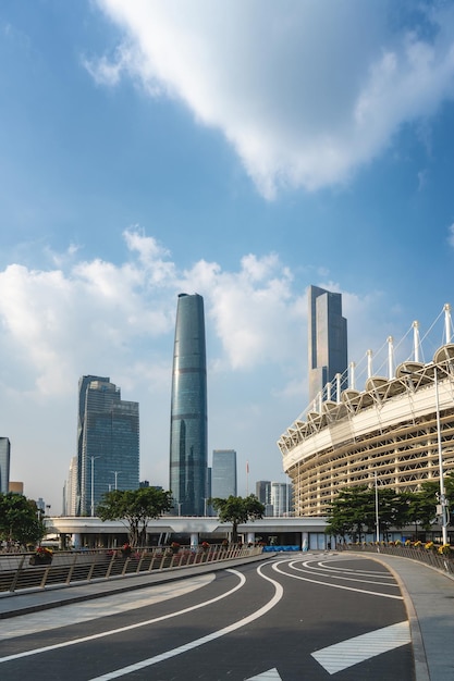 Vue sur la rue du centre financier de la nouvelle ville de Guangzhou Zhujiang