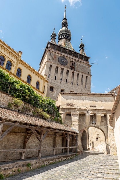 Vue de la rue à Sighisoara, ville médiévale de Transylvanie, Roumanie