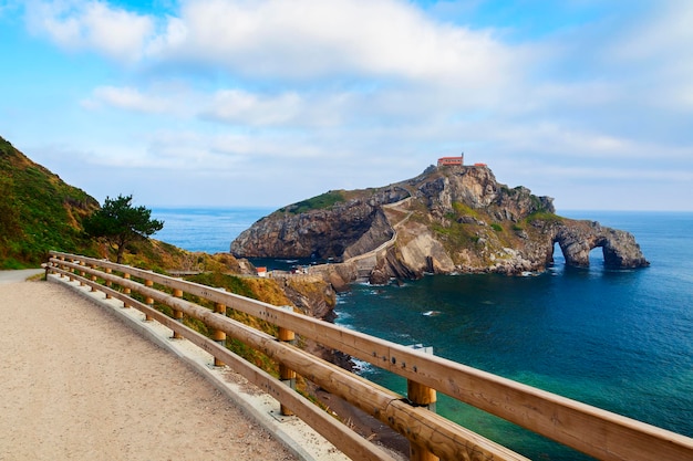 Photo vue sur san juan de gatzelugatxe