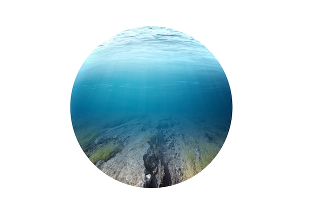 Vue sous-marine de l'eau bleue sur l'océan. Notion d'environnement