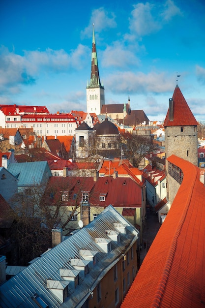 Vue sur la vieille ville de Tallinn