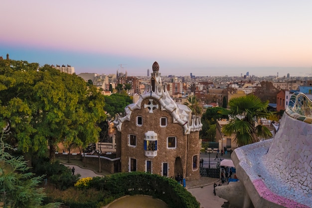 Vue de la ville depuis le parc Guell à Barcelone