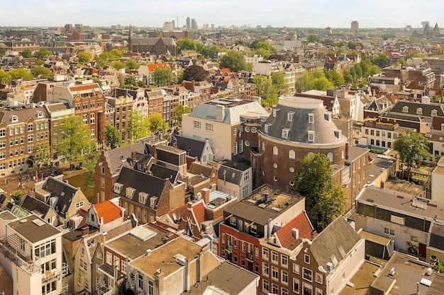 Une vue de la ville d'en haut