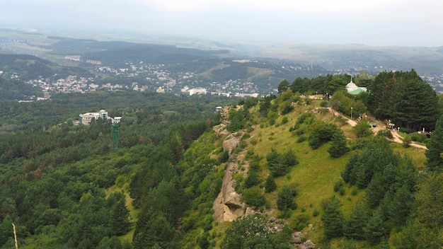 Vue sur la ville de Kislovodsk, paysage et lieux pittoresques du Caucase du Nord