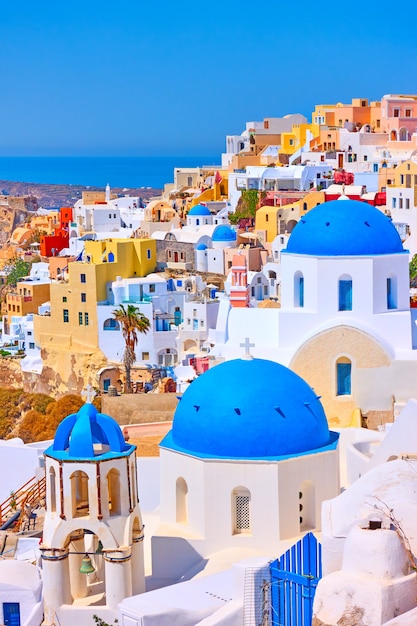 Vue de la ville d'Oia à Santorin, Grèce - paysage grec