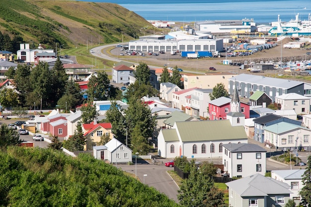 Vue sur la ville de Saudarkrokur dans le Nord de l'Islande