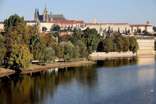 Photo vue de la vltava à prague