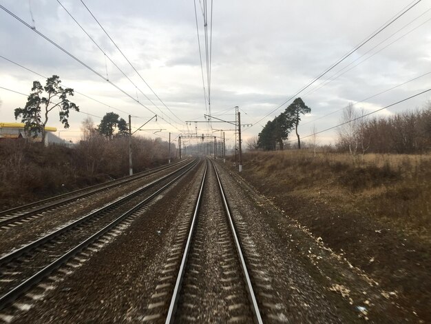 Photo vue des voies ferrées