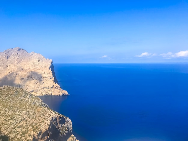 Vues du paysage de Cape Formentor, touristes. Photo