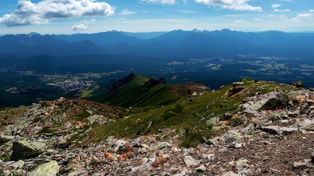 vues sur les sommets des montagnes