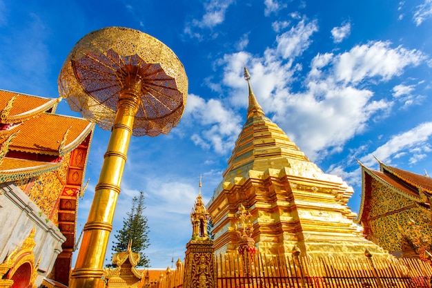 Wat Phra That Doi Suthep est une attraction touristique de Chiang Mai, Thaïlande