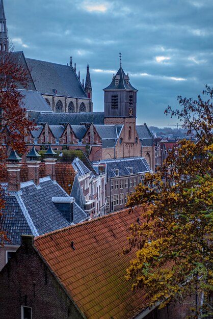 Photo wiev sur l'ancienne église de leiden