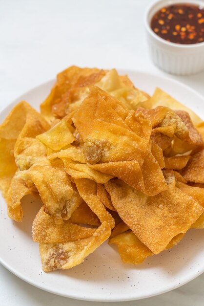 wonton de porc frit