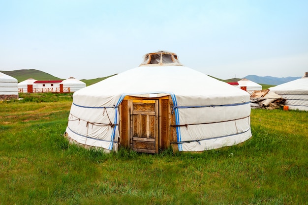 Yourte mongole traditionnelle en Mongolie