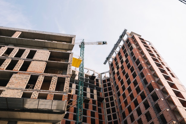 Photo zone de construction avec grue