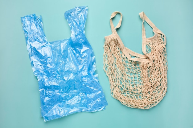 Photo zoom sur les alternatives aux sacs de courses durables