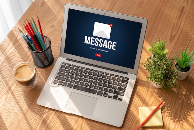 Email notification message showing on computer screen snugly