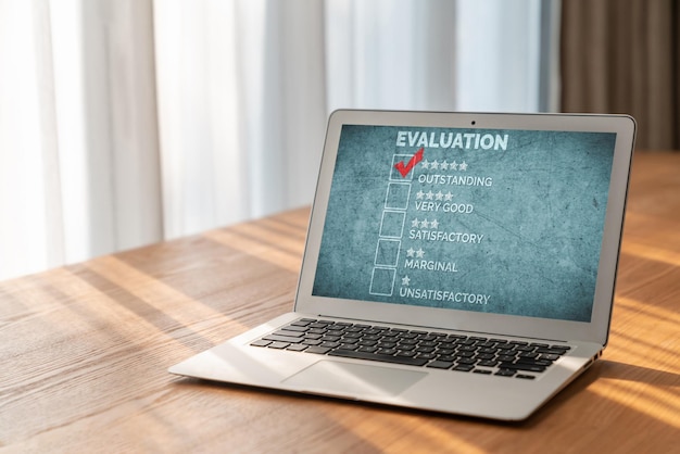 Kundetilfredshet og evalueringsanalyse på moderne programvare