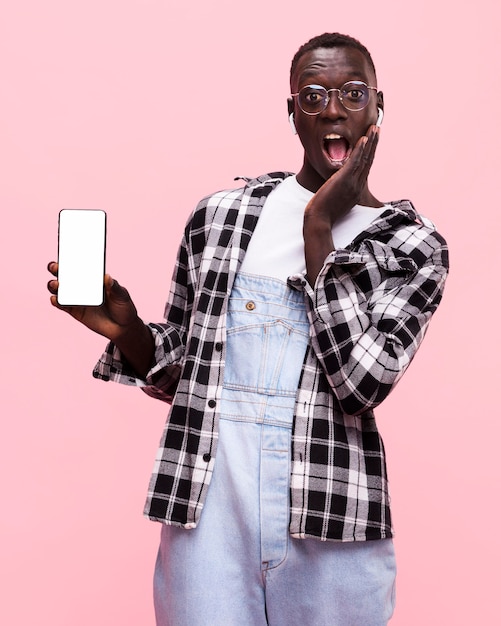 man holding a smartphone