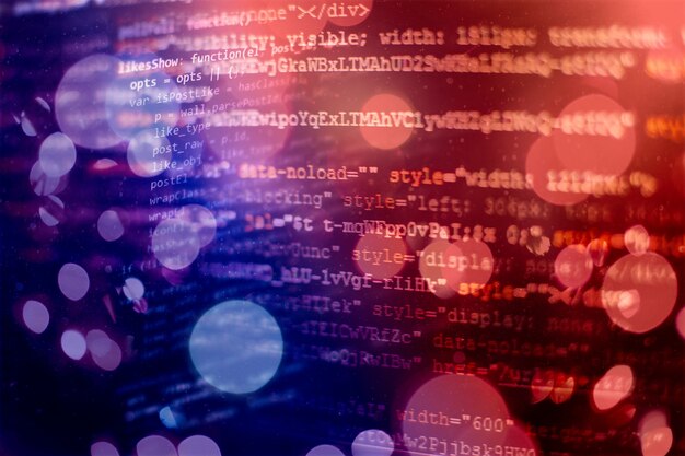 Programmeringskode for utviklere. Abstrakt datamaskinkode. Programmeringskode på skjermen til en programvareutvikler. Arbeidstid for programvareprogrammering.