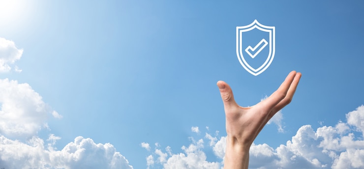 Foto protection network security computer in the hands of a businessman, technology, cyber security