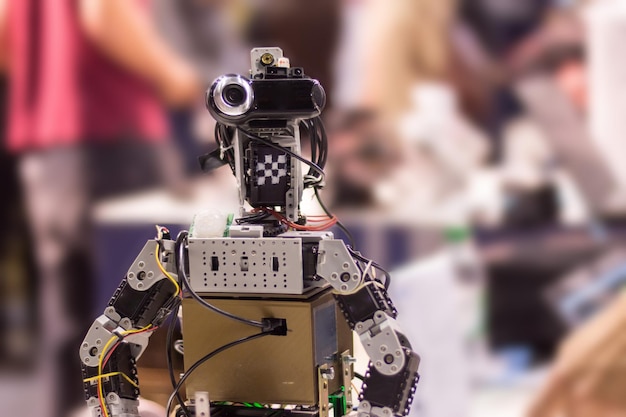 Selfbuild autonomous robot with webcam artificial intelligence