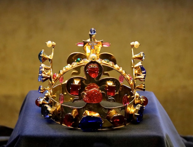 The sovereigns crown in the crown hall of prague castle