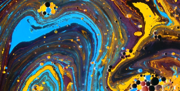 Blæksymfoni, der omfavner den mystiske aura af flydende kunst i olie