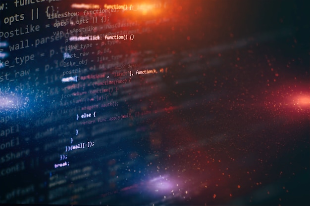 Computerprogrammering, ofte forkortet til programmering, er en proces for original formulering af et databehandlingsproblem til eksekverbare computerprogrammer, såsom analyse, udvikling, algoritmer og verifikation.