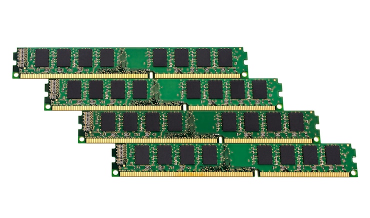 Bild elektronisk samling - datorminne (ram)-moduler isolerade på den vita bakgrunden