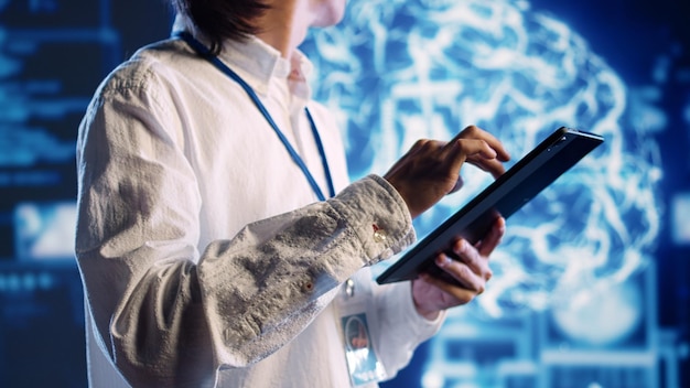 Expert doing AI human brain simulation