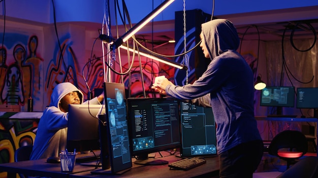 Hackers upload DDoS attack script on SSD