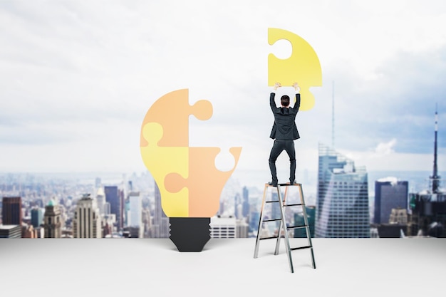 Idea and leadership concept